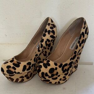 Steve Madden Tan and Brown Platform Shoes